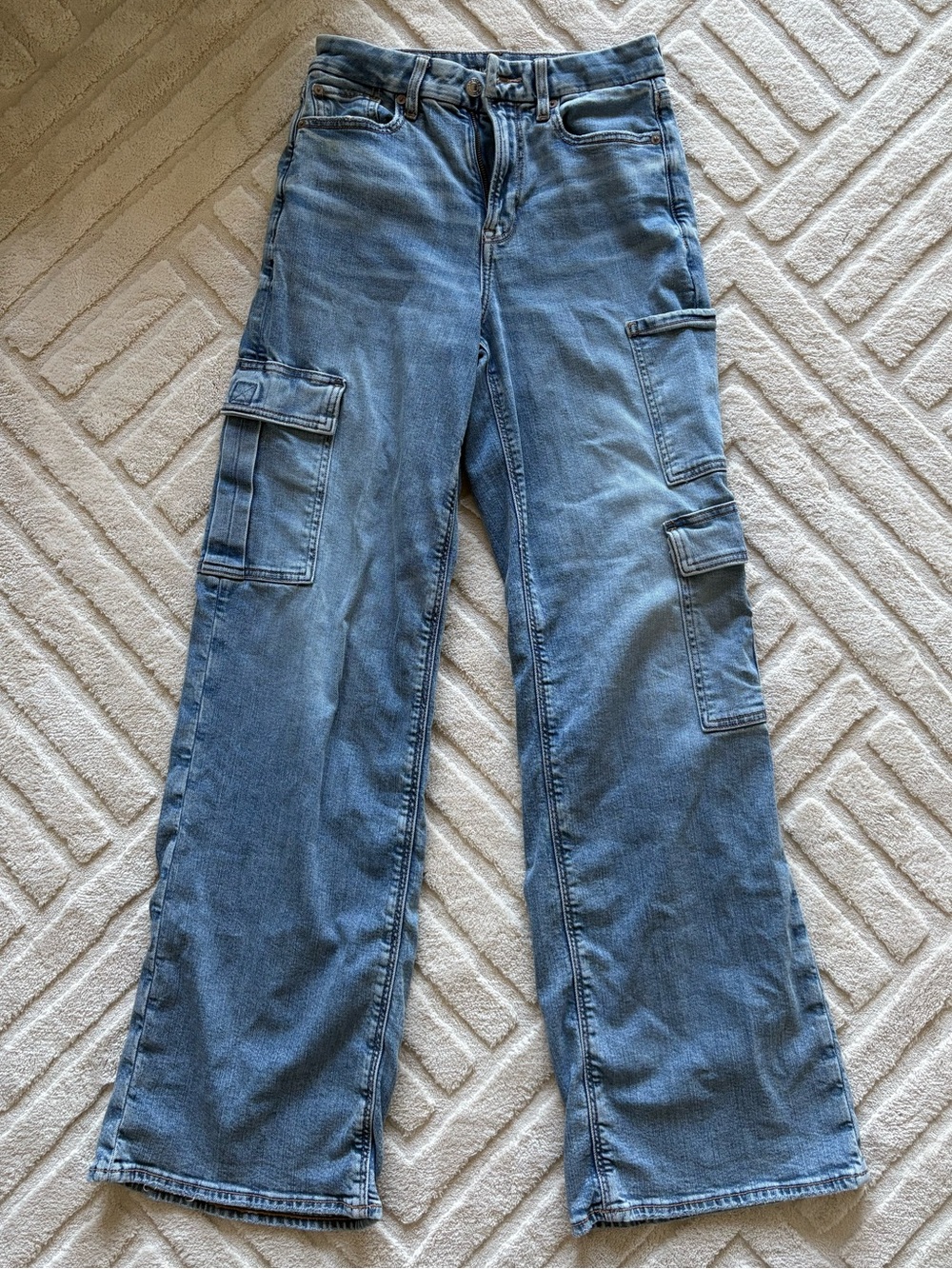 American Eagle High-Waisted Wide Leg Cargo Jeans